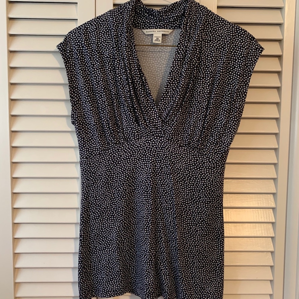 Banana Republic Stretch Fitted Top